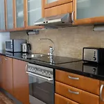 2ndhomes Stunning Floor With Sauna And Balcony Apartmán *