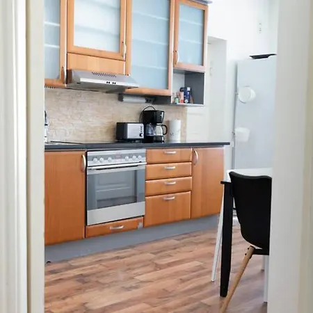 Apartamento 2ndhomes Stunning Floor With Sauna And Balcony Helsínquia