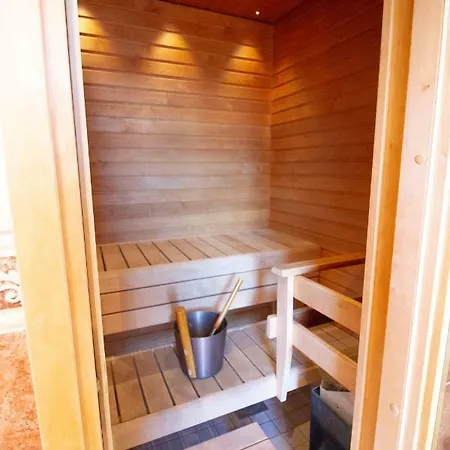 公寓 2ndhomes Stunning Floor With Sauna And Balcony *