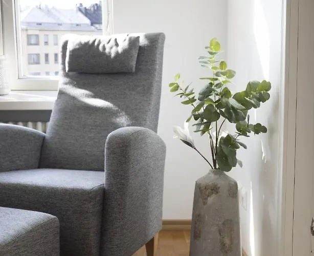 2ndhomes Stunning Floor With Sauna And Balcony