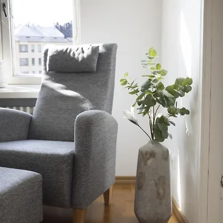 2ndhomes Stunning Floor With Sauna And Balcony